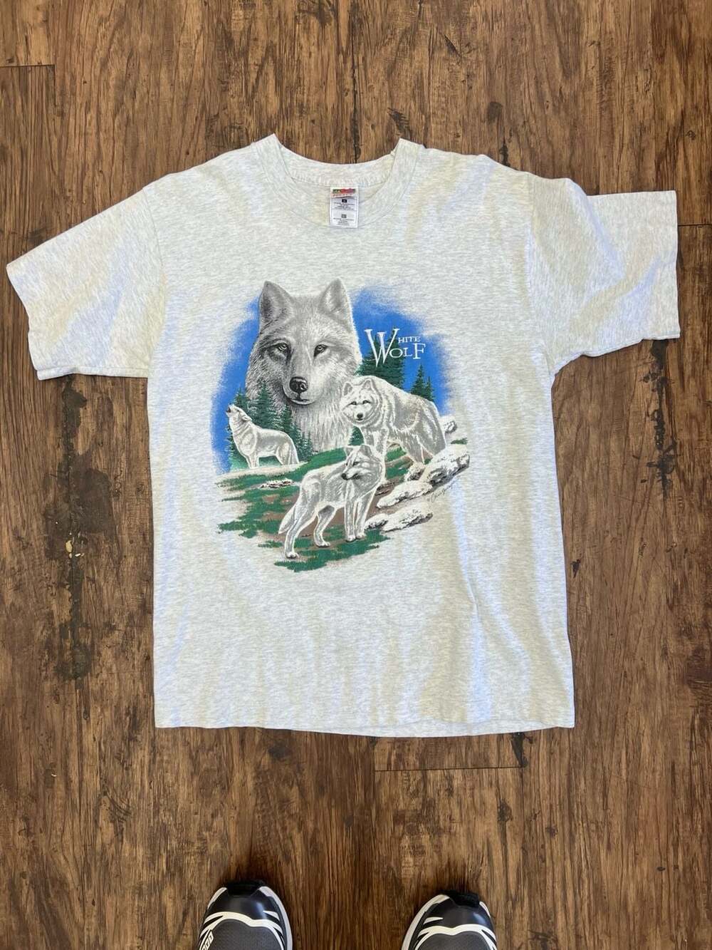 Vintage 1994 White Wolf Nature Graphic T-Shirt Gray Large Made in USA